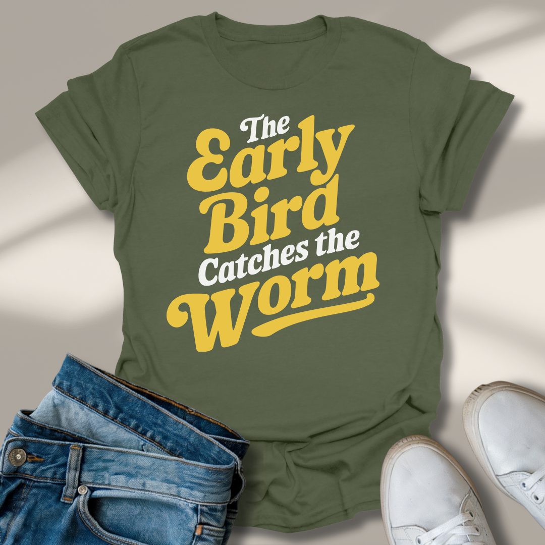 Der Frühe Vogel Fängt Den Wurm T-Shirt